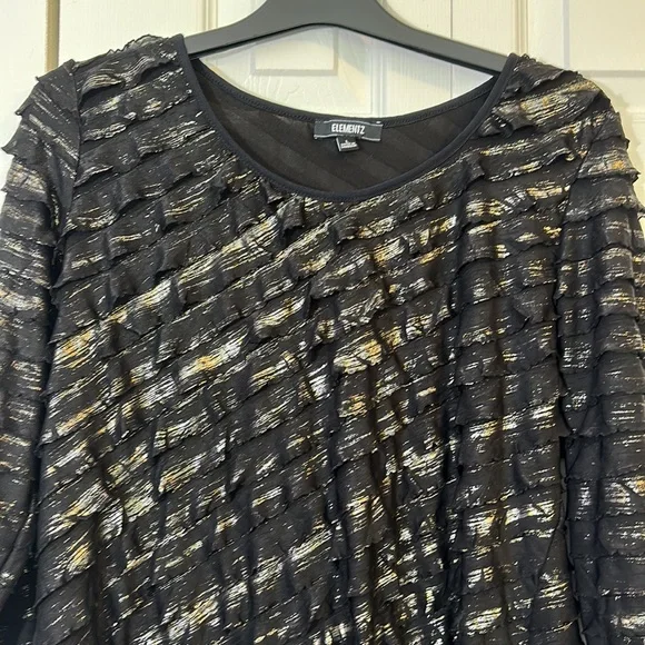 Elements Ruffled Top - Picture 2 of 5